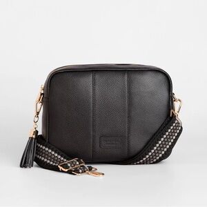 Pom Pom London City Plus Bag, black leather, EUC, travel, stylish